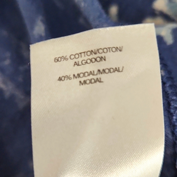 Lucky Brand blue floral flutter sleeve t-shirt Size: L - Picture 6 of 6